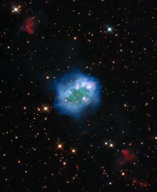 Hubble-Aufnahme des Necklace Nebula. (Credit: ESA / Hubble & NASA, K. Noll)