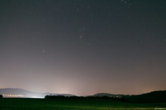 Weitfeldansicht des Sternbildes Orion. (Credits: astropage.eu)