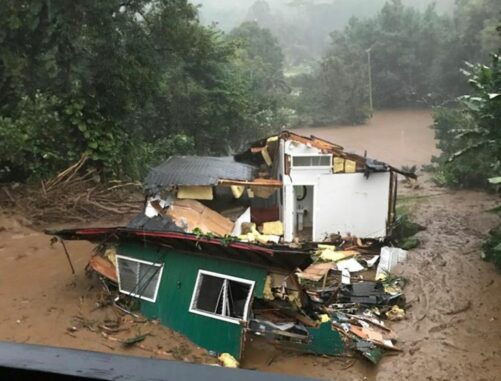 Ein durch das Unwetter vom April 2018 zerstörtes Haus auf Kaua'i. (Credits: University of Hawaii at Mānoa) Ein durch das Unwetter vom April 2018 zerstörtes Haus auf Kaua'i. (Credits: University of Hawaii at Mānoa)