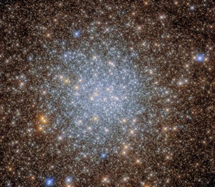 Hubble-Aufnahme des Kugelsternhaufens NGC 6569. (Credits: ESA / Hubble & NASA, R. Cohen) Hubble-Aufnahme des Kugelsternhaufens NGC 6569. (Credits: ESA / Hubble & NASA, R. Cohen)