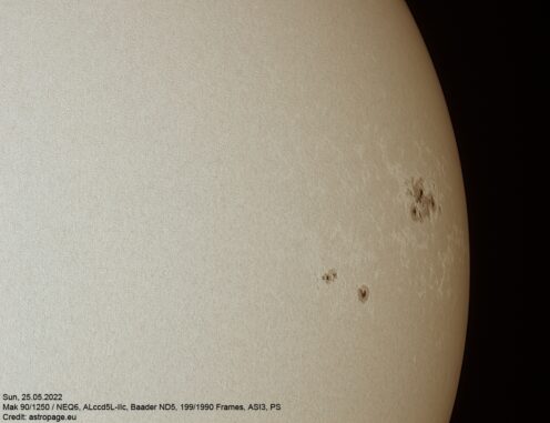 Sonnenflecken am 25. Mai 2022. (Credits: astropage.eu)