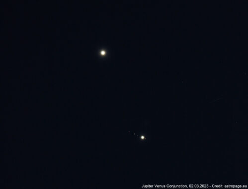 Jupiter-Venus-Konjunktion am 2. März 2023. Klick öffnet die Original-Auflösung. (Credits: astropage.eu)
