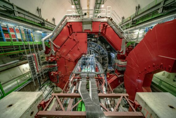 Der ALICE-Detektor. (Credits: Image: CERN) Der ALICE-Detektor. (Credits: Image: CERN)