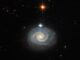 Hubble-Aufnahme der Spiralgalaxie MCG-01-24-014. (Credits: ESA / Hubble & NASA, C. Kilpatrick)